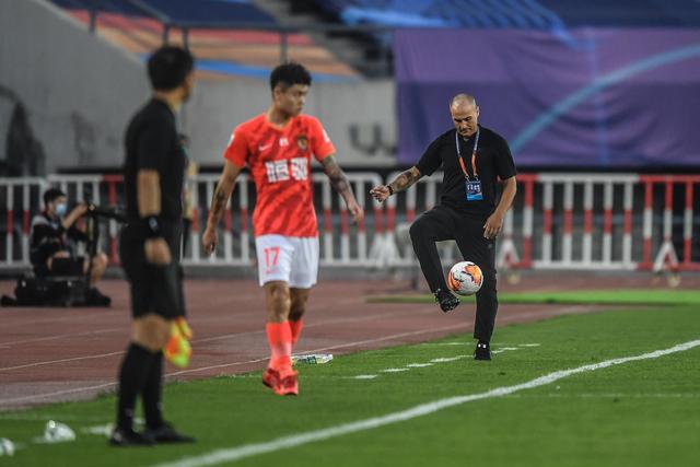 胡金秋24分广厦胜天津 王睿泽29+9青岛胜同曦